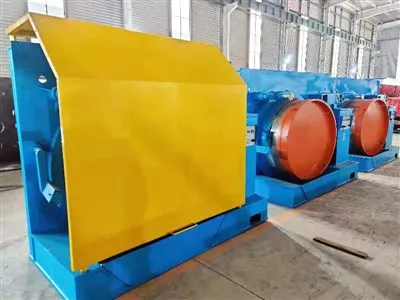 Macchina per il filo del tallone dei pneumatici